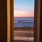 The Shore @ Baiabeach - Waterfront Casa vacanze *