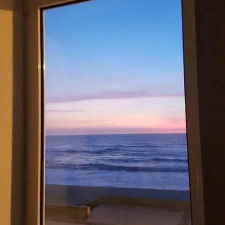 The Shore @ Baiabeach - Waterfront Feriehus *