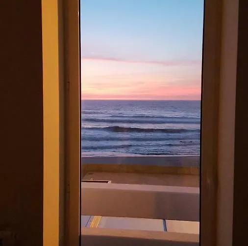 The Shore @ Baiabeach - Waterfront Ferienhaus *