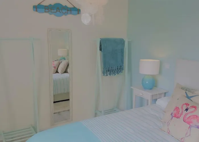 The Shore @ Baiabeach - Waterfront Holiday home *